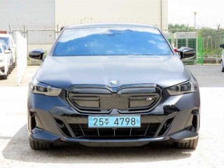 BMW i5 M60 xDrive 중고차
