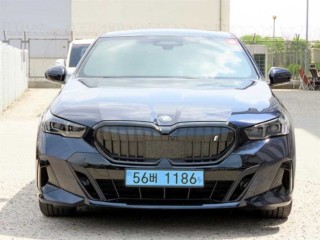 BMW i5 eDrive 40 중고차